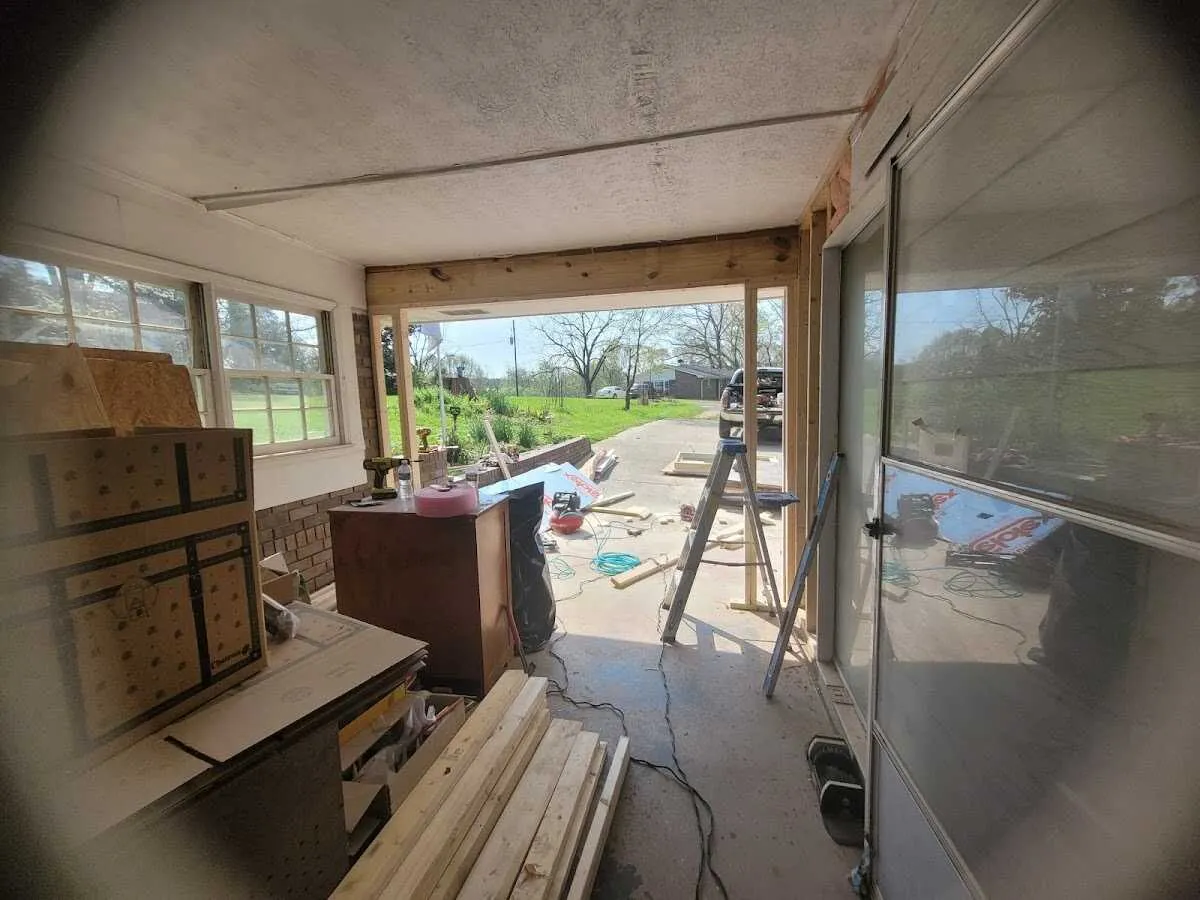 Air movers and dehumidifier for Water Mitigation Services in Sullivan